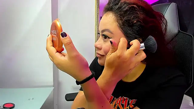 Snapshot of DarlingBDSM_ chatting on October 22, 2025, 1:21 pm DarlingBDSM online show from October 22, 2025, 1:21 pm