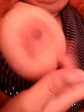 carmelasexy online show from January 11, 2026, 1:40 pm