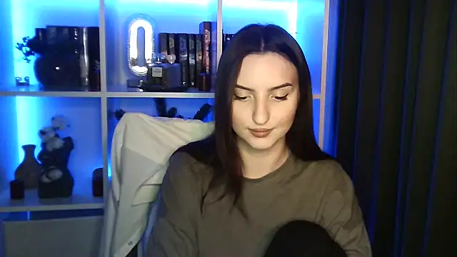 Snapshot of X_Alisa chatting on April 11, 2026, 6:22 pm X Alisa online show from April 11, 2026, 6:22 pm
