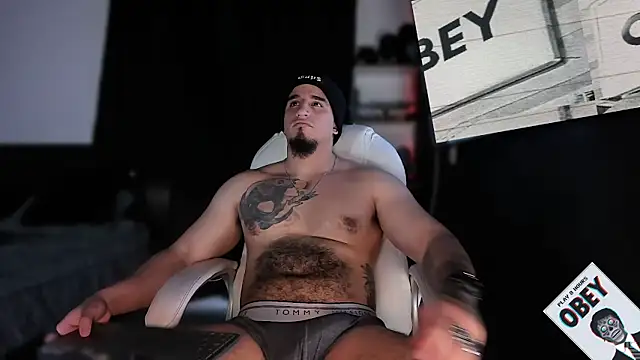 kingbear777 online show from March 18, 2025, 7:12 am