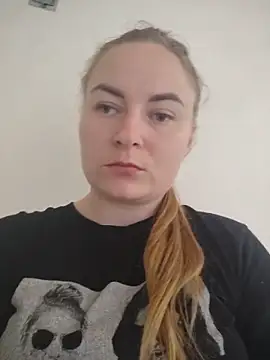 ElenaMaeer online show from June 7, 2026, 10:42 am