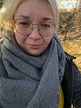 Snapshot of Lischen971 chatting on January 27, 2025, 2:35 pm Lischen971 online show from January 27, 2025, 2:35 pm