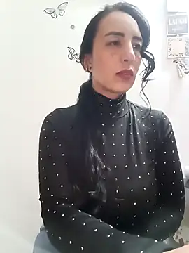 Snapshot of christine-x chatting on February 25, 2026, 10:20 pm christine-x online show from February 25, 2026, 10:20 pm