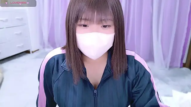 Snapshot of _mirai0917 chatting on December 17, 2024, 11:05 pm  mirai0917 online show from December 17, 2024, 11:05 pm