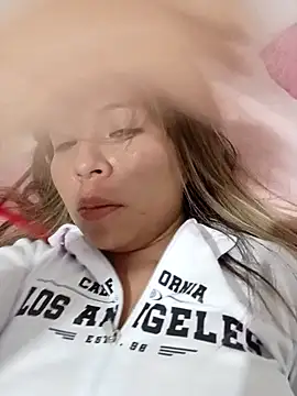 AnnWeltt online show from December 28, 2024, 1:18 am