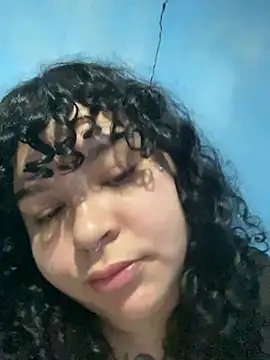 Kimberliprivv online show from April 23, 2026, 3:02 pm