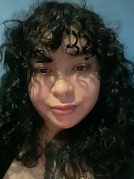 Kimberliprivv online show from May 10, 2026, 5:59 pm