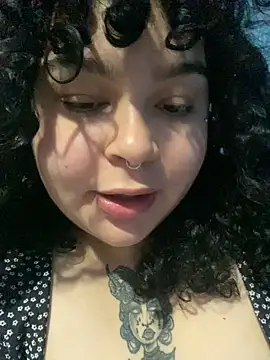 Kimberliprivv online show from May 27, 2026, 5:31 pm