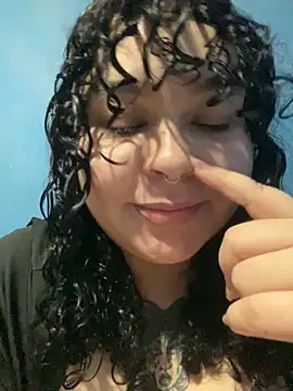 Kimberliprivv online show from April 22, 2026, 10:49 pm