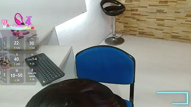 mrskatty online show from October 3, 2025, 7:15 pm