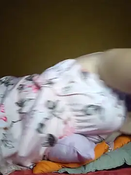 Snapshot of Liluboobs chatting on December 15, 2025, 3:56 am Liluboobs online show from December 15, 2025, 3:56 am