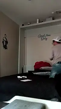 lRainbowBoy online show from April 3, 2026, 8:48 pm