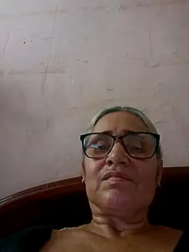 Snapshot of _candi chatting on September 27, 2025, 9:32 pm candi online show from September 27, 2025, 9:32 pm