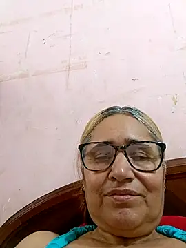Snapshot of _candi chatting on September 19, 2025, 11:25 am candi online show from September 19, 2025, 11:25 am
