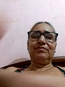 Snapshot of _candi chatting on September 16, 2025, 10:49 am candi online show from September 16, 2025, 10:49 am
