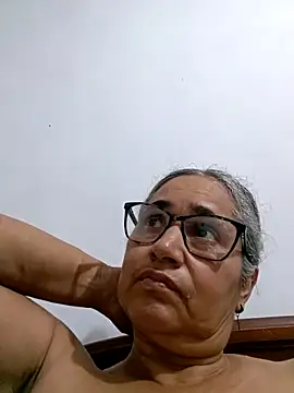  candi online show from May 2, 2026, 2:39 am