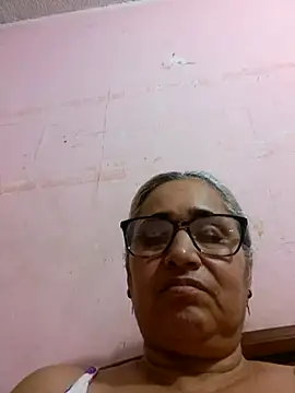 Snapshot of _candi chatting on September 24, 2025, 11:32 pm candi online show from September 24, 2025, 11:32 pm