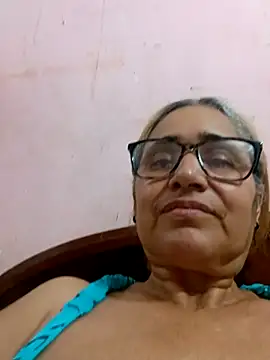 Snapshot of _candi chatting on September 25, 2025, 11:38 am candi online show from September 25, 2025, 11:38 am