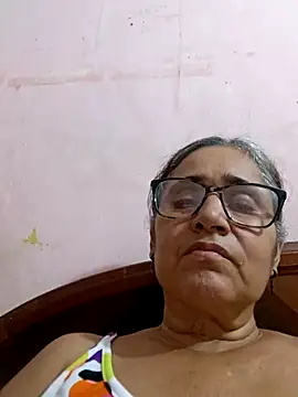 Snapshot of _candi chatting on March 15, 2025, 11:39 pm candi online show from March 15, 2025, 11:39 pm