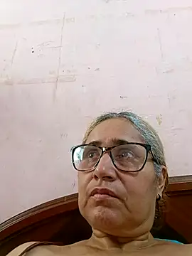 Snapshot of _candi chatting on September 20, 2025, 2:11 pm candi online show from September 20, 2025, 2:11 pm