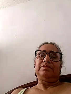  candi online show from May 9, 2026, 7:06 pm