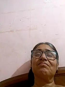 Snapshot of _candi chatting on March 6, 2025, 11:09 pm candi online show from March 6, 2025, 11:09 pm