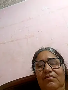 Snapshot of _candi chatting on March 20, 2025, 9:48 am candi online show from March 20, 2025, 9:48 am