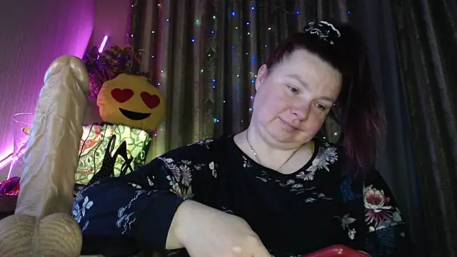 amorelara online show from May 19, 2026, 5:58 am