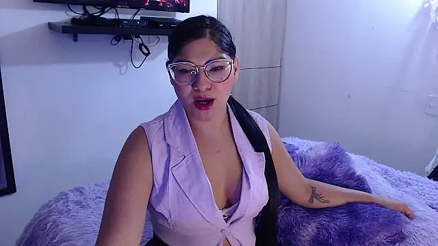 Prins jazmin online show from June 1, 2026, 4:13 am
