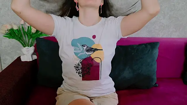 Snapshot of Miss_Arwen chatting on November 19, 2025, 5:40 am Miss Arwen online show from November 19, 2025, 5:40 am