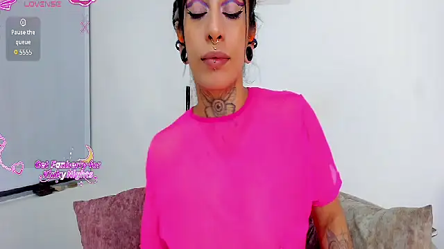 quimeralady online show from March 23, 2026, 1:06 am