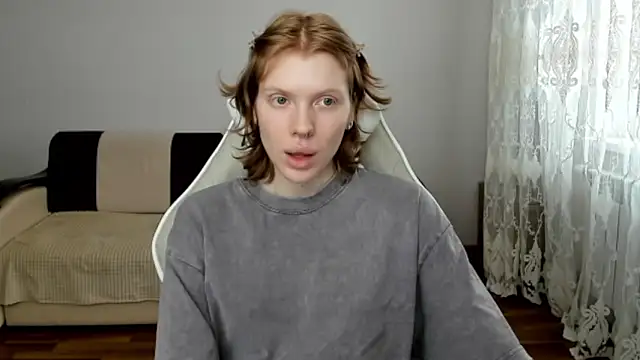 StellaDavis online show from April 10, 2026, 11:17 am