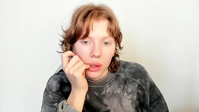 Snapshot of StellaDavis chatting on February 6, 2026, 8:10 am StellaDavis online show from February 6, 2026, 8:10 am