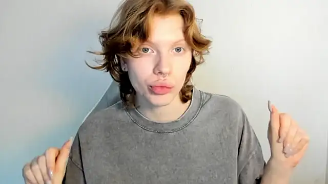 StellaDavis online show from March 4, 2026, 8:11 am