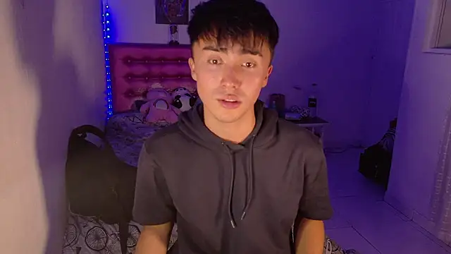 santi-fabulous online show from January 15, 2026, 1:09 am