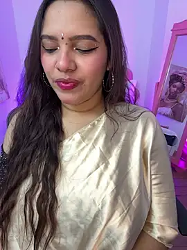 Snapshot of krishaa_ chatting on February 18, 2026, 7:43 pm krishaa online show from February 18, 2026, 7:43 pm