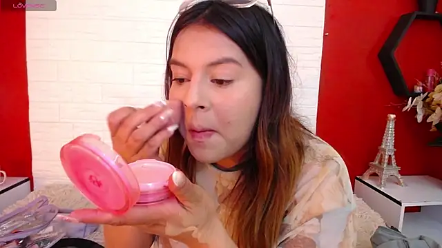  poison sweet online show from December 1, 2025, 6:31 pm