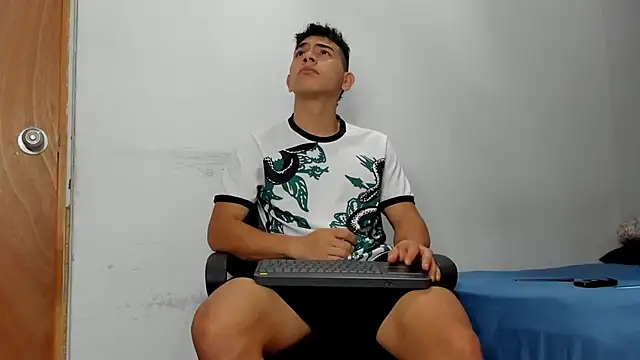 andrew rose  online show from April 9, 2026, 8:15 pm