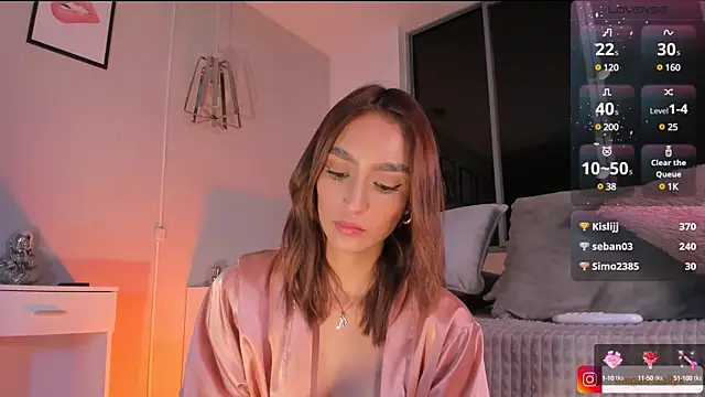 Megan-holly online show from March 14, 2025, 1:37 am