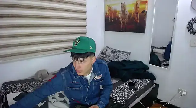 Snapshot of Pharaon_71 chatting on March 7, 2025, 6:35 am Pharaon 71 online show from March 7, 2025, 6:35 am