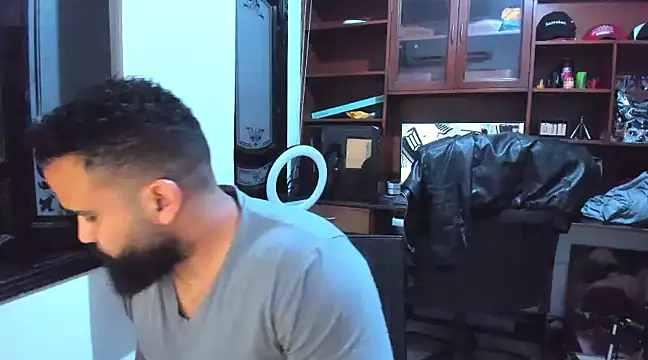 Drako Argentii online show from February 5, 2025, 11:50 pm