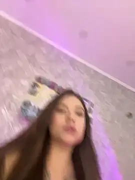 Snapshot of Vikki_toriya chatting on January 24, 2025, 5:53 pm Vikki toriya online show from January 24, 2025, 5:53 pm