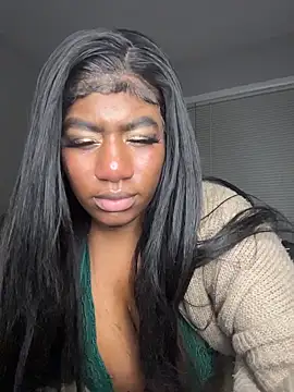 Snapshot of xDestineeXX chatting on December 21, 2025, 7:10 am xDestineeXX online show from December 21, 2025, 7:10 am