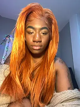 Snapshot of xDestineeXX chatting on February 4, 2025, 4:26 am xDestineeXX online show from February 4, 2025, 4:26 am