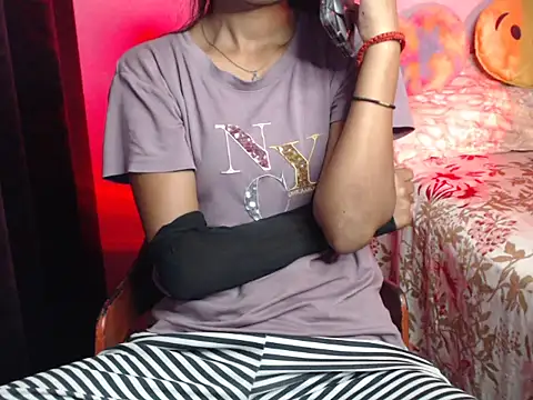 Angel kiyara online show from May 19, 2026, 7:15 am