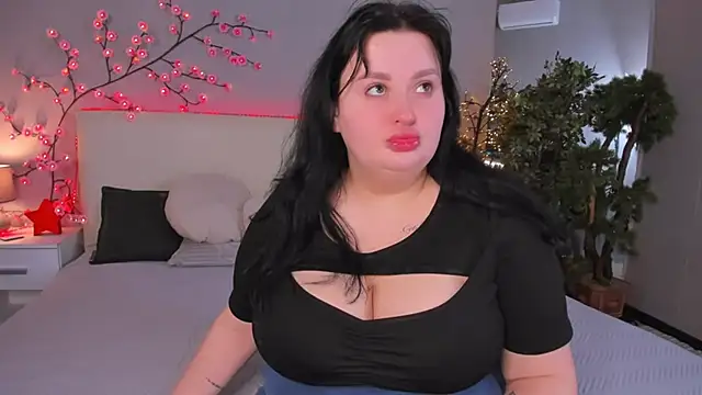 Snapshot of MonaSteele chatting on February 23, 2026, 1:01 pm MonaSteele online show from February 23, 2026, 1:01 pm