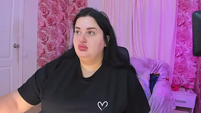 MonaSteele online show from September 19, 2025, 5:00 am