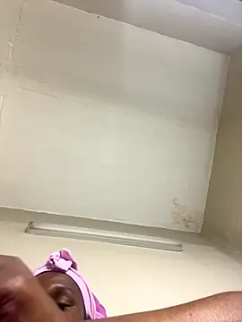 Snapshot of Kinkyy_ chatting on October 11, 2025, 2:18 pm Kinkyy online show from October 11, 2025, 2:18 pm