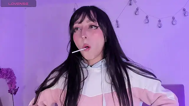 v1cky  online show from March 16, 2026, 9:06 pm