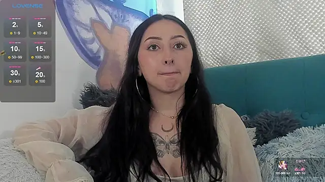 v1cky  online show from January 10, 2025, 9:42 pm